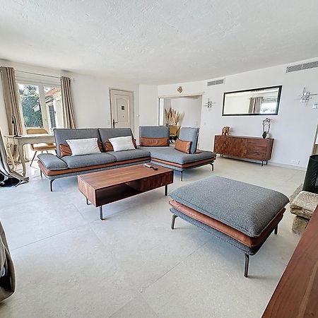 3 Bedrooms Villa Near Cannes - Pool & Jacuzzi - Sea View มองเดอลิเยอลานาปูล ภายนอก รูปภาพ
