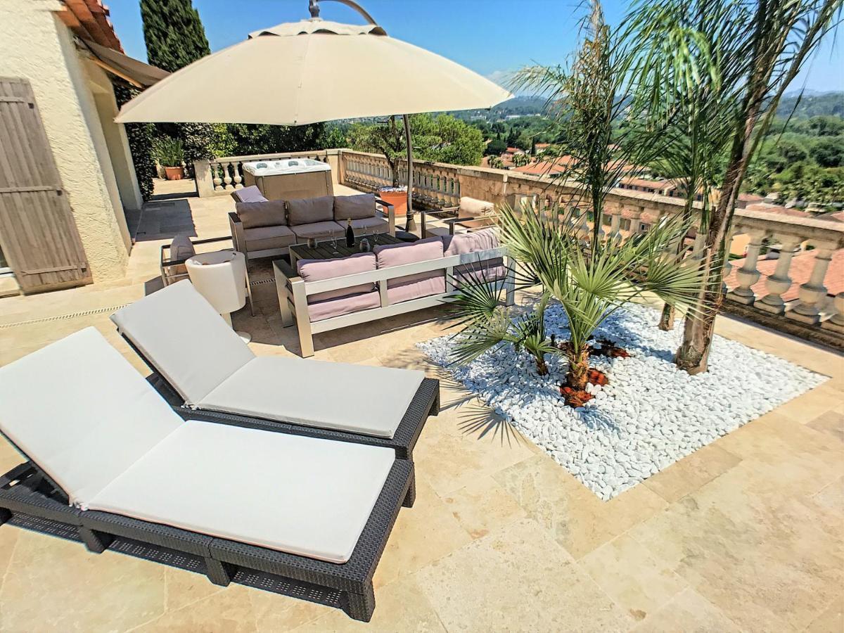 3 Bedrooms Villa Near Cannes - Pool & Jacuzzi - Sea View มองเดอลิเยอลานาปูล ภายนอก รูปภาพ