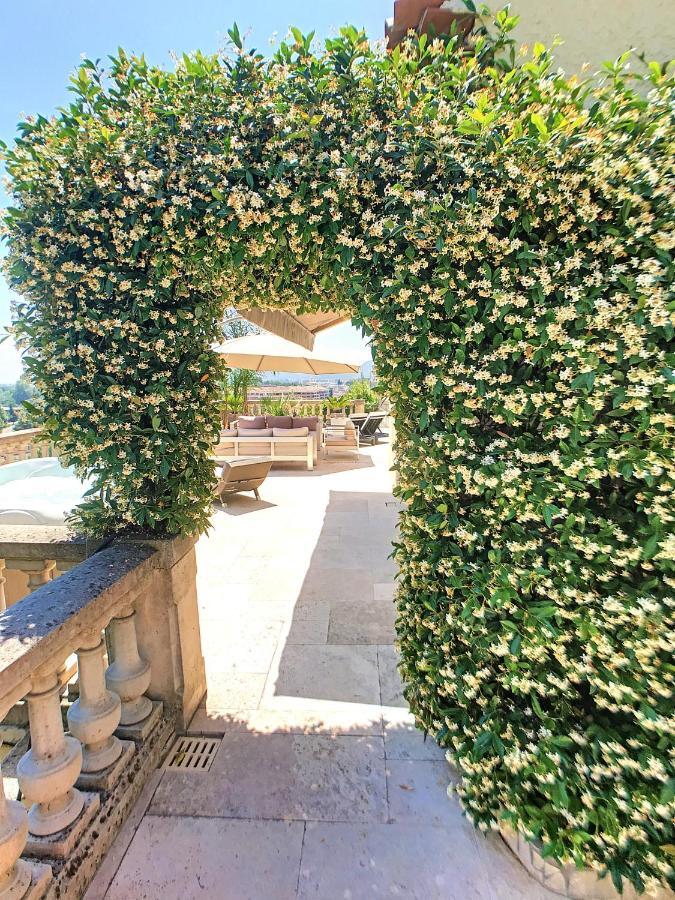 3 Bedrooms Villa Near Cannes - Pool & Jacuzzi - Sea View มองเดอลิเยอลานาปูล ภายนอก รูปภาพ