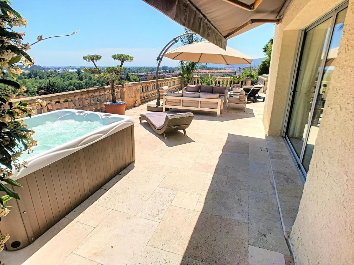 3 Bedrooms Villa Near Cannes - Pool & Jacuzzi - Sea View มองเดอลิเยอลานาปูล ภายนอก รูปภาพ