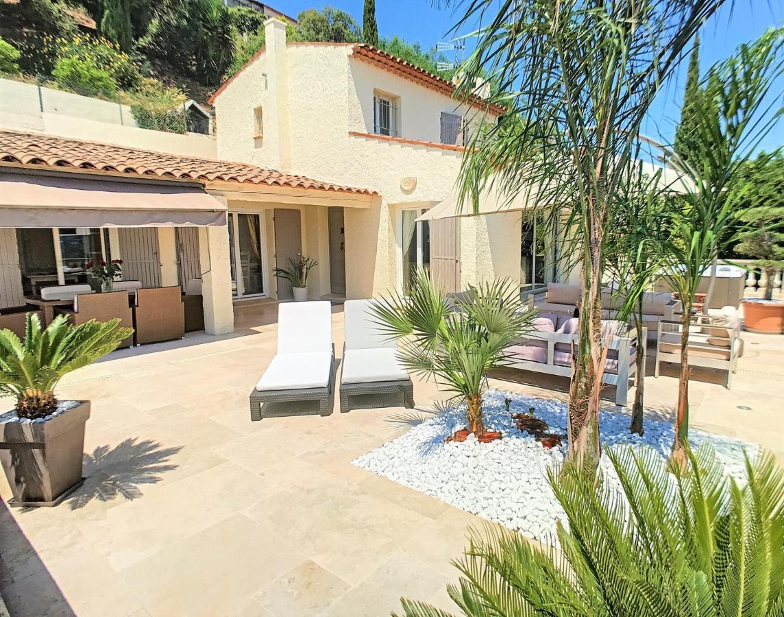 3 Bedrooms Villa Near Cannes - Pool & Jacuzzi - Sea View มองเดอลิเยอลานาปูล ภายนอก รูปภาพ