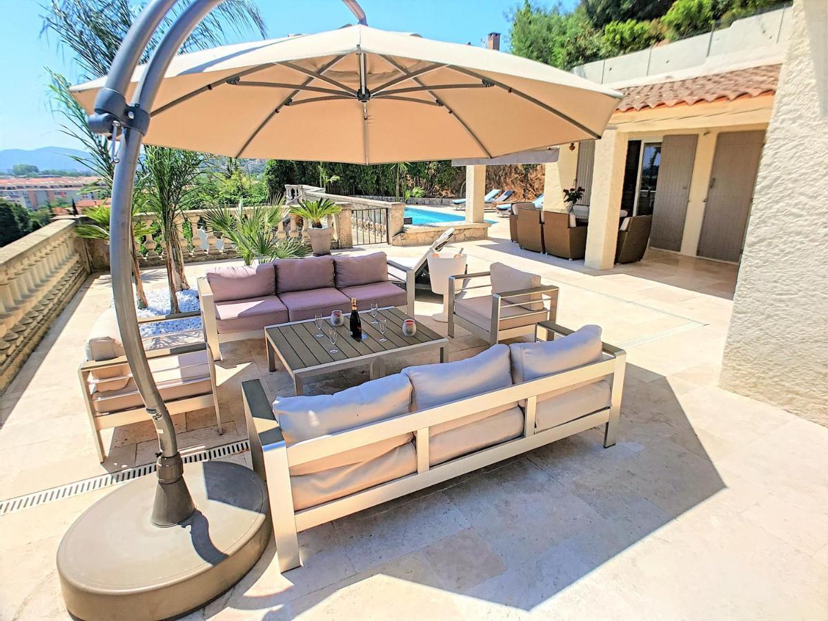 3 Bedrooms Villa Near Cannes - Pool & Jacuzzi - Sea View มองเดอลิเยอลานาปูล ภายนอก รูปภาพ